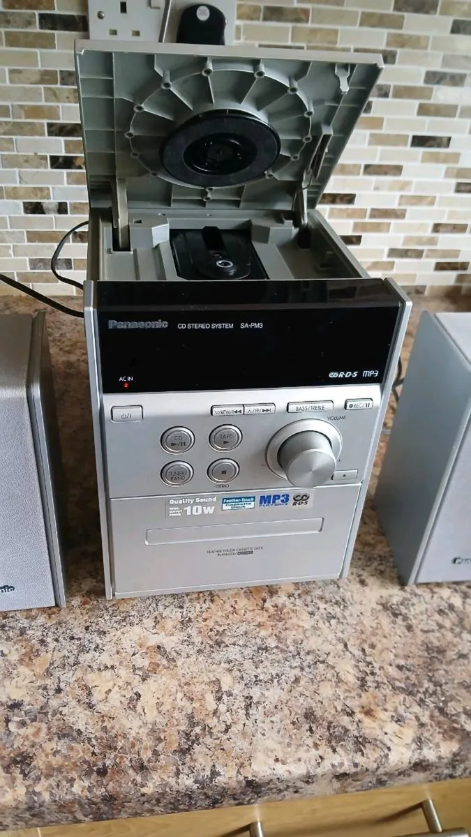 Panasonic 3 in 1 music system - Image 2