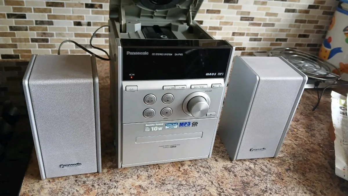 Panasonic 3 in 1 music system - Image 3