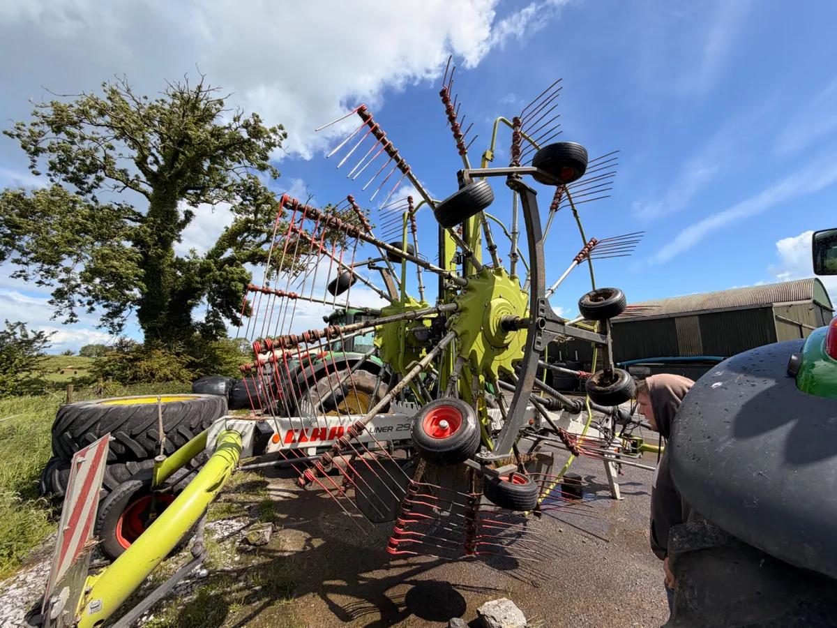 2019 Claas 2900 - Image 2
