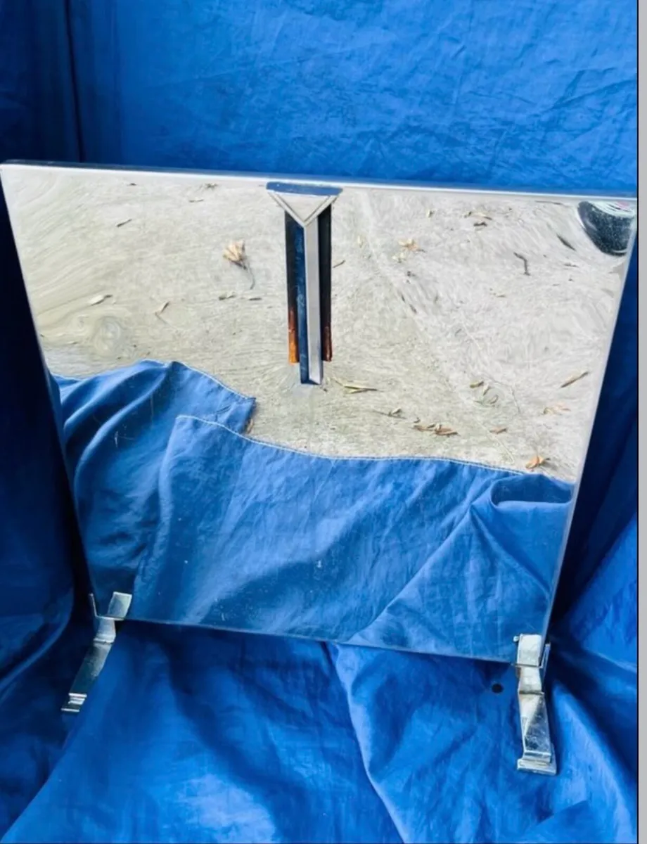 Fire screen - Image 1