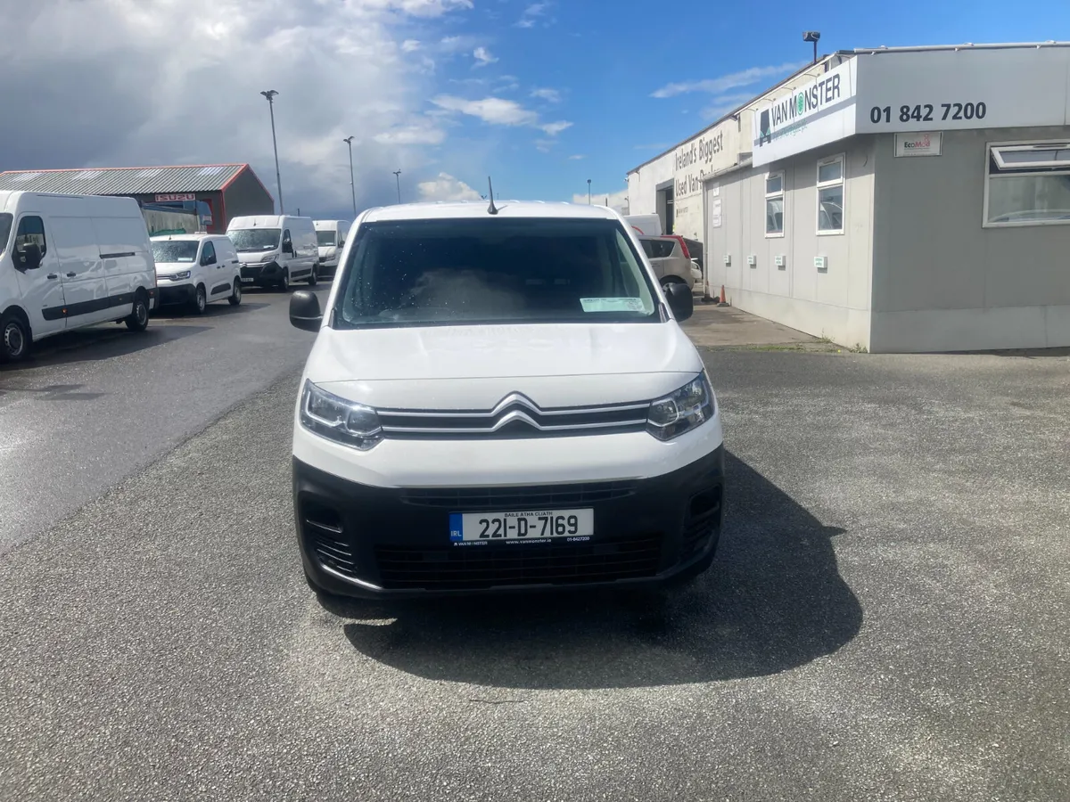 Citroen Berlingo 2022 - Image 2