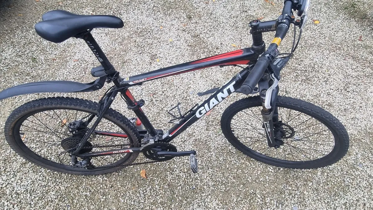 Giant Talon 2 bike - Image 3