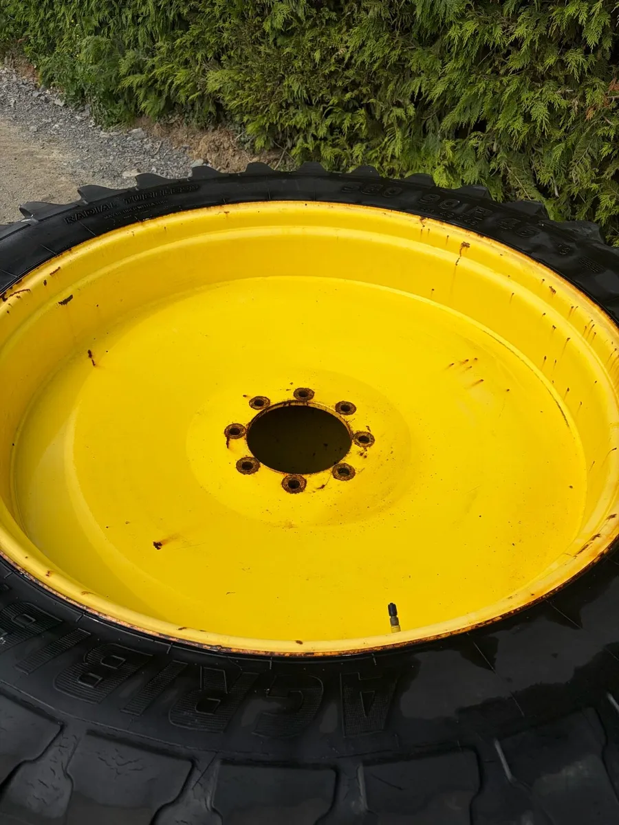 John Deere rowcrop rims and tyres - Image 2