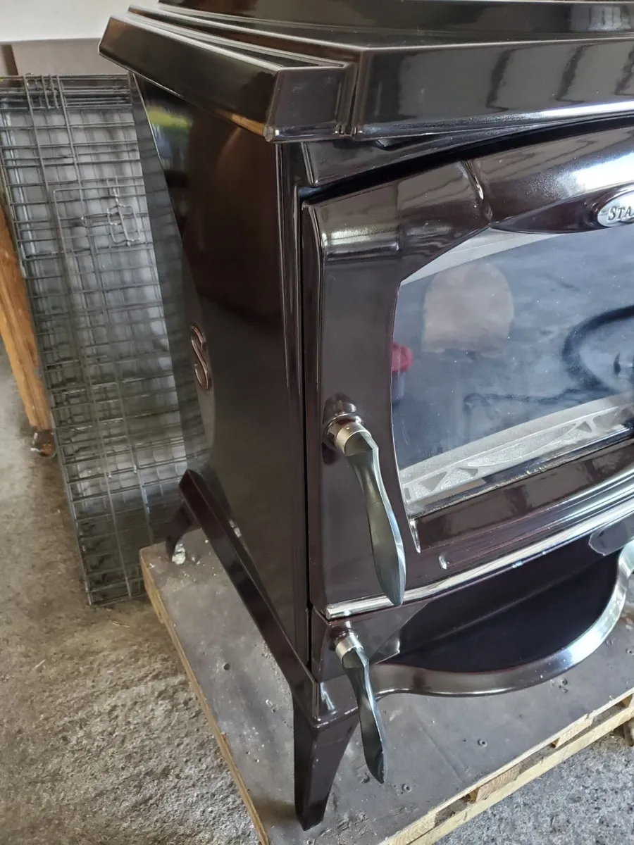 Stanley Reginald boiler stove mint condition - Image 3