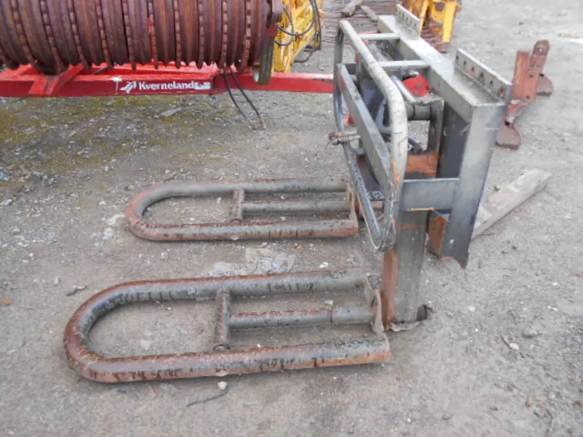 HYDRAULIC BALE GRAB - Image 2