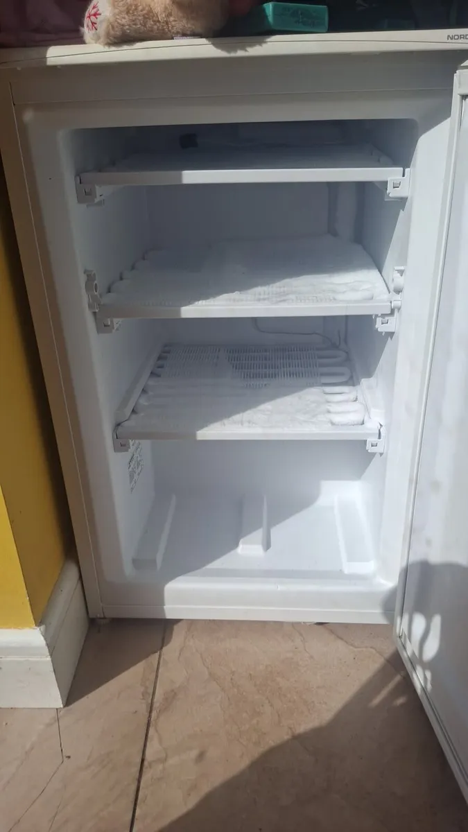 Freezer - Image 2