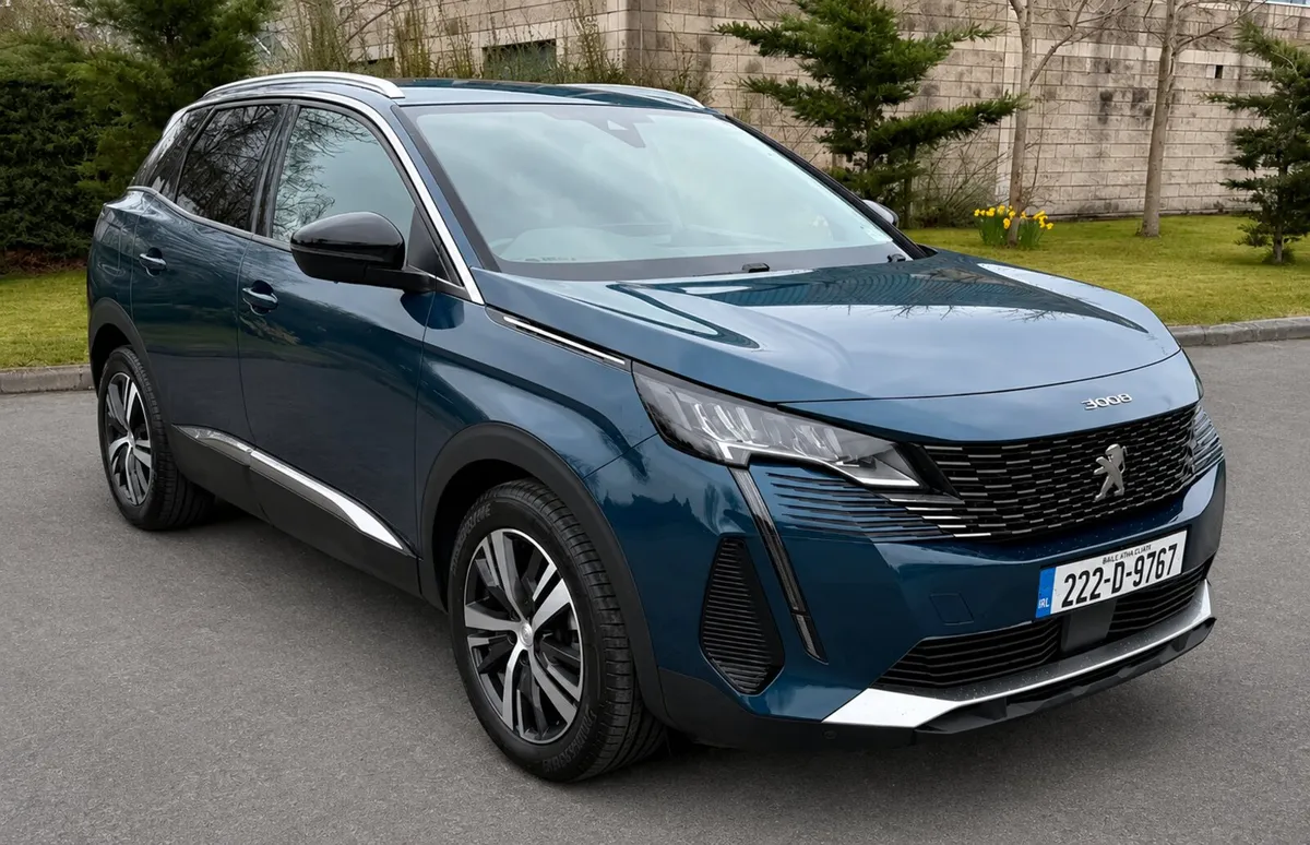 2022 Peugeot 3008 Commercial - Image 1