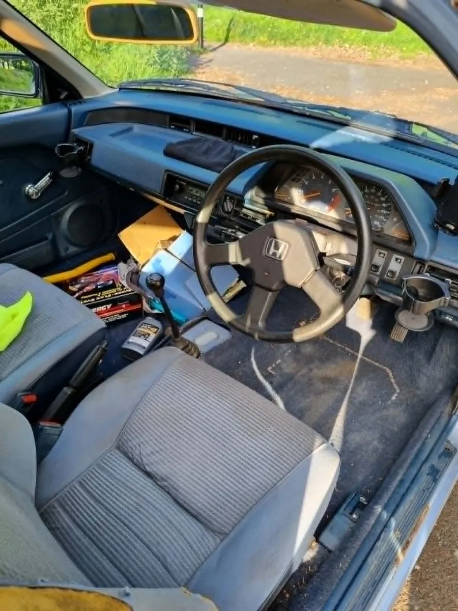 Honda Civic 1985 - Image 2