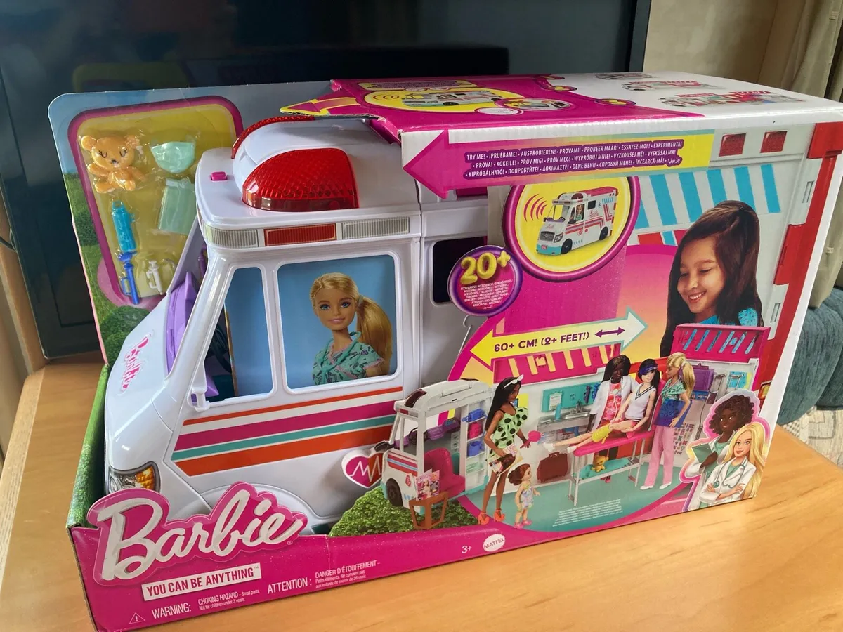 Barbie Ambulance - Image 1