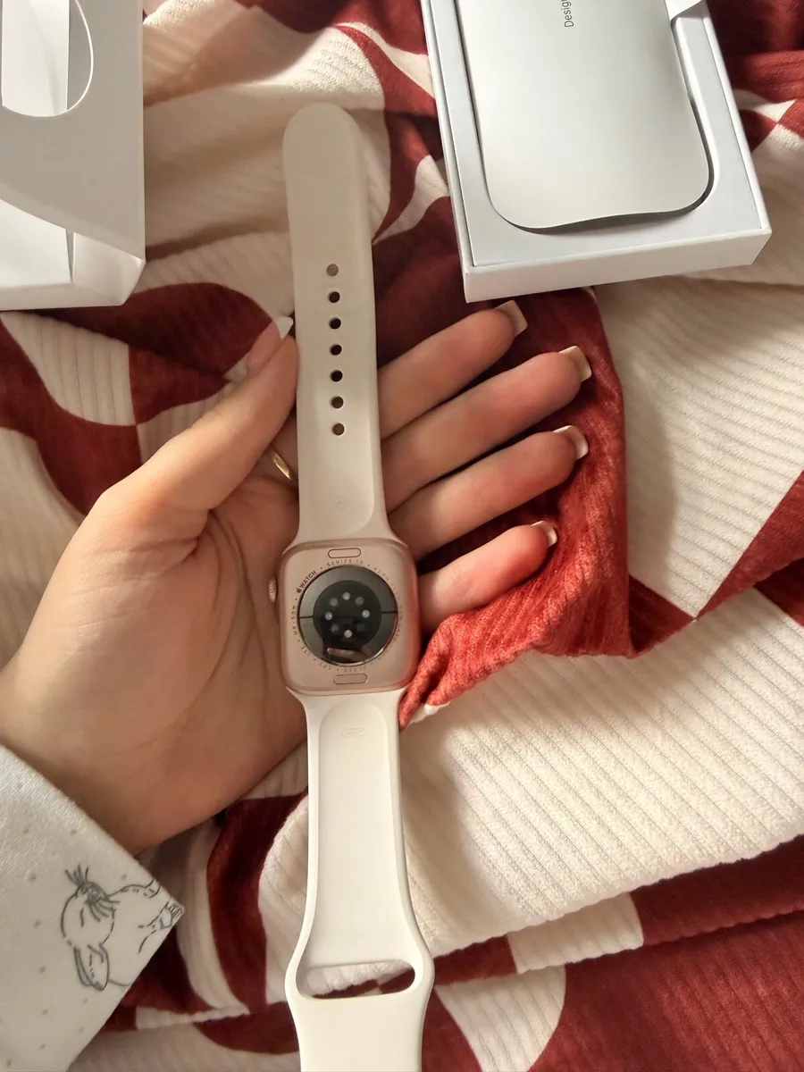 Apple Watch series 10 42mm rose gold gps+cellular - Image 4