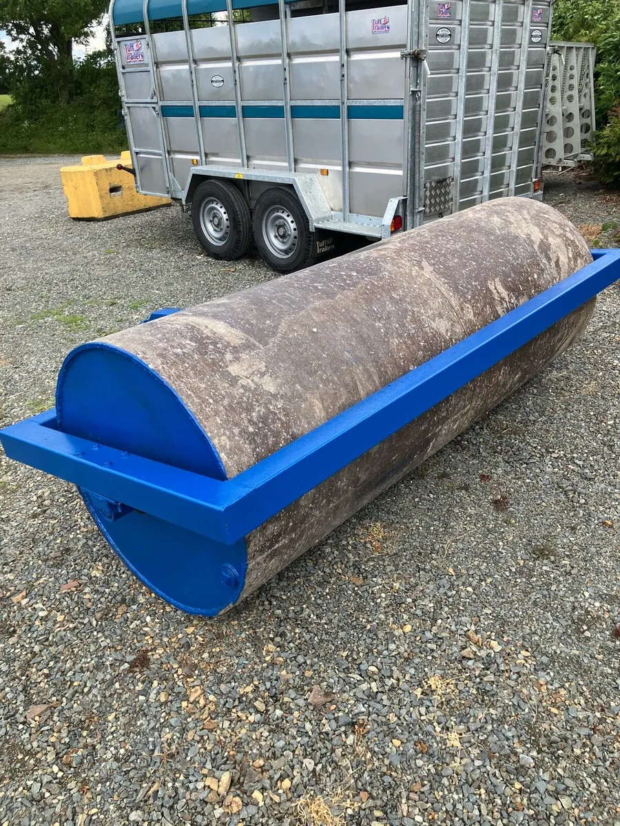 Roller - Image 3