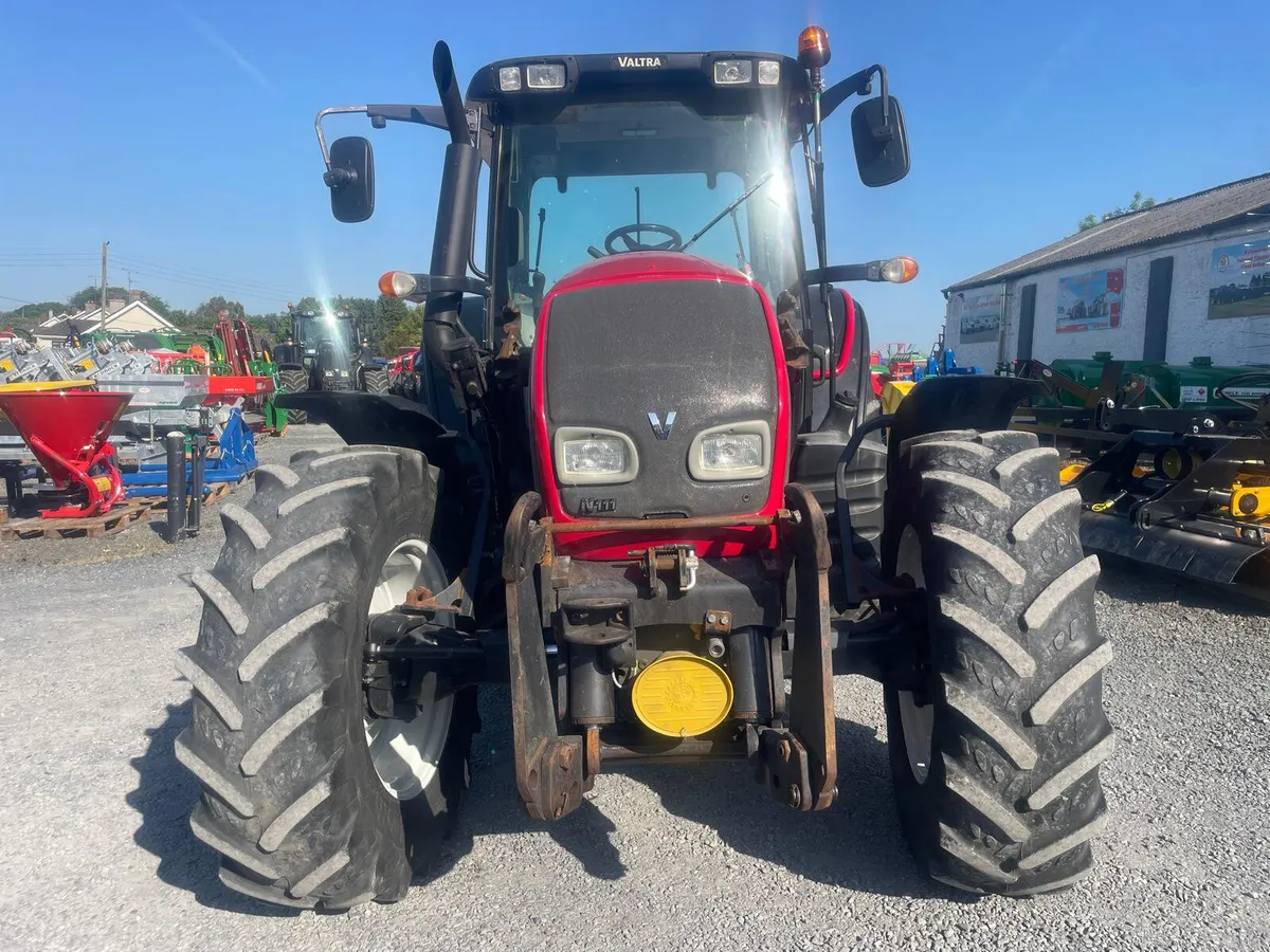 Valtra N111 Hi Tec - Front Linkage + Pto - Image 2