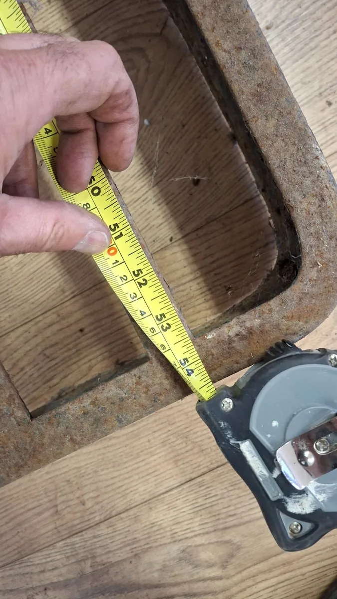 Old fire guard - Image 2