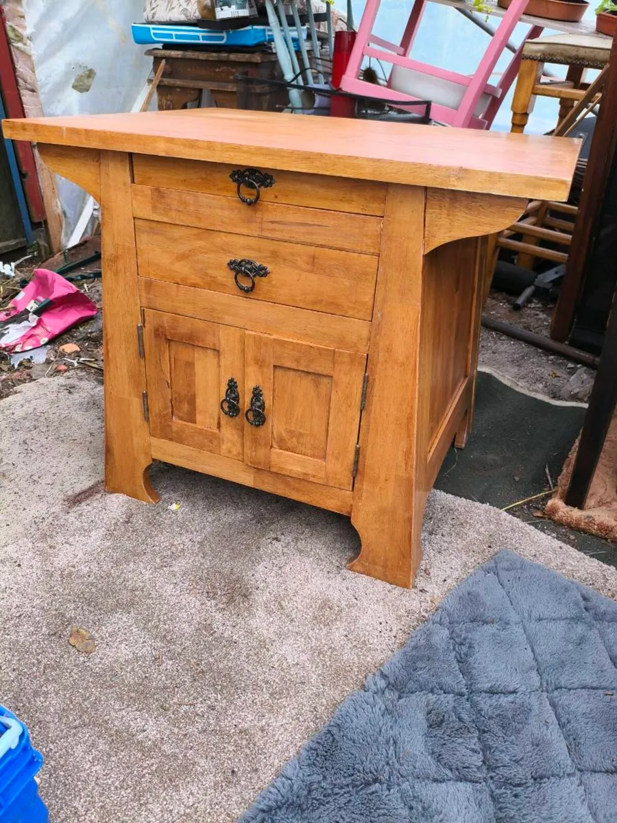 Table 2 ft 4 Inc by 2 ft high needs clean solid 15 - Image 1