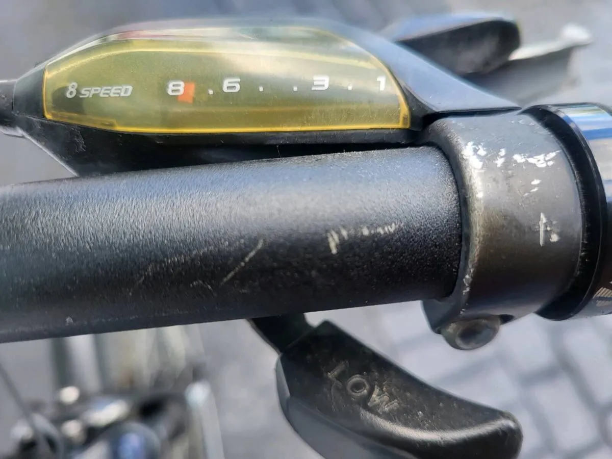 HYBRID BIKE MERIDA DISC BRAKES IMACULATE - Image 4