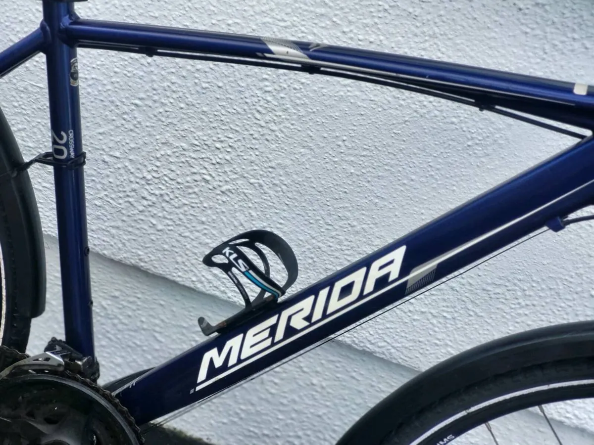 HYBRID BIKE MERIDA DISC BRAKES IMACULATE - Image 3