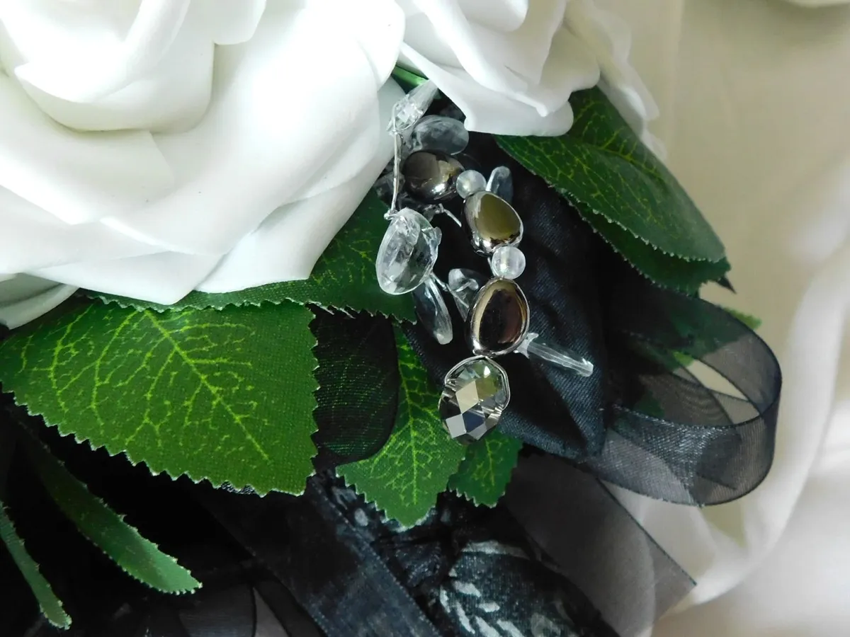 Wedding Flowers - Bridesmaid Bouquet Black & White - Image 2