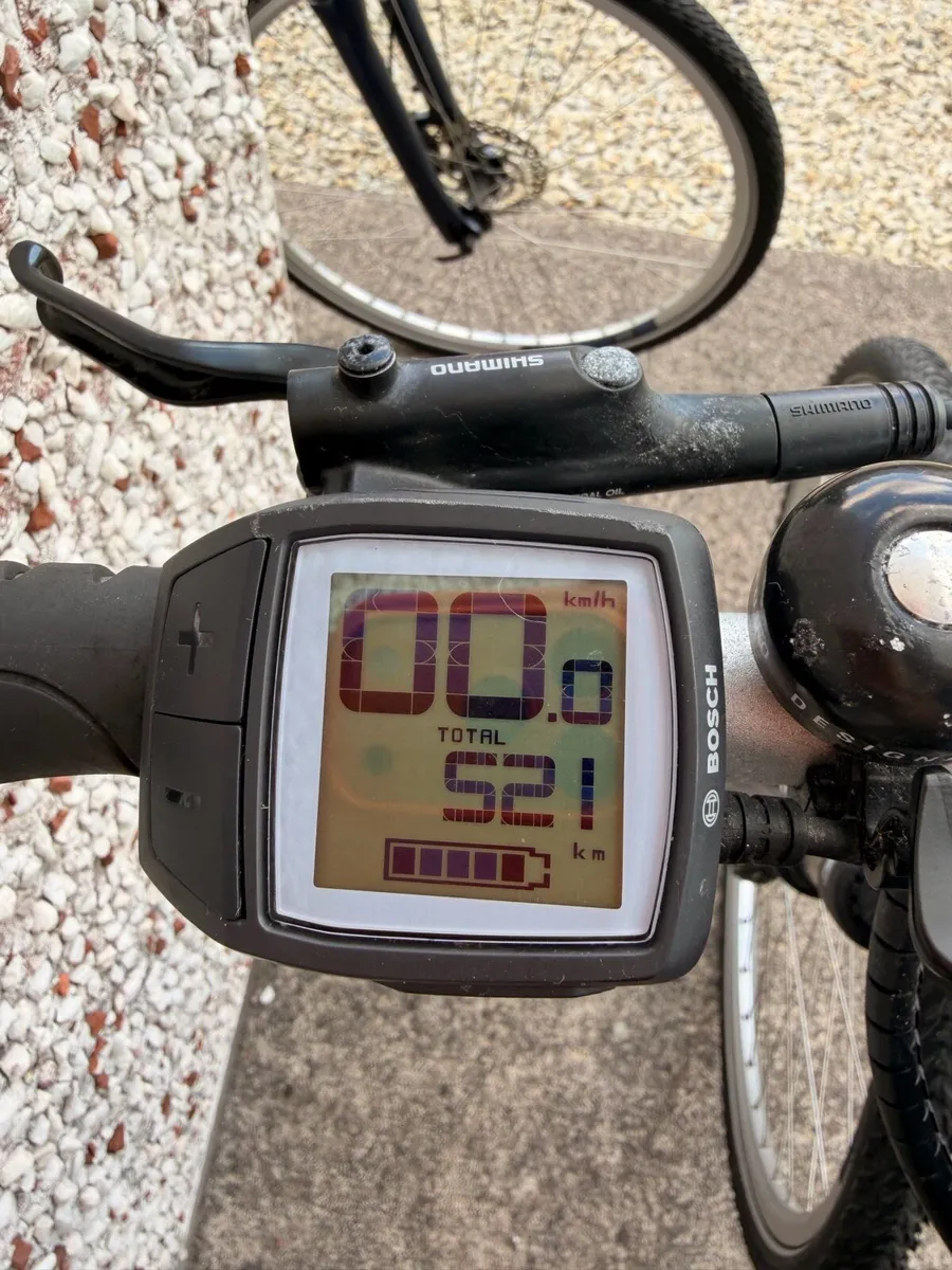 2x Bosch Motor Carrera Crossfuse Electric Bikes - Image 4