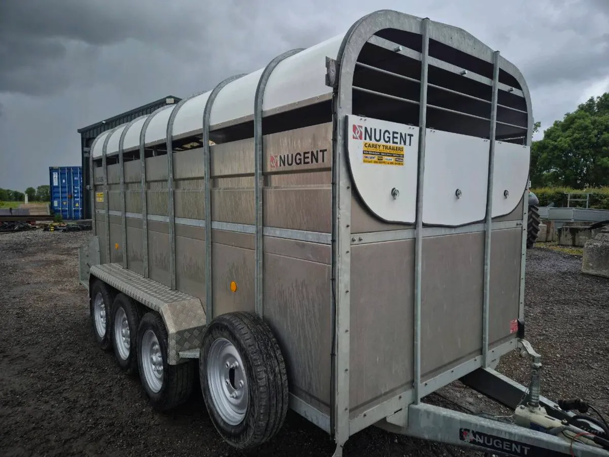 Nugent livestock trailer - Image 4