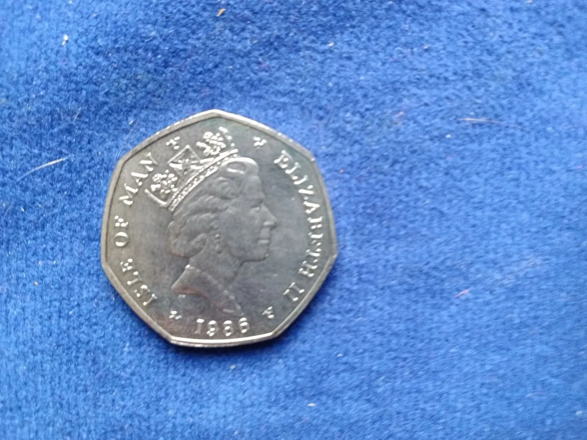 Isle of Man Christmas 1986 50 pence coin - Image 3