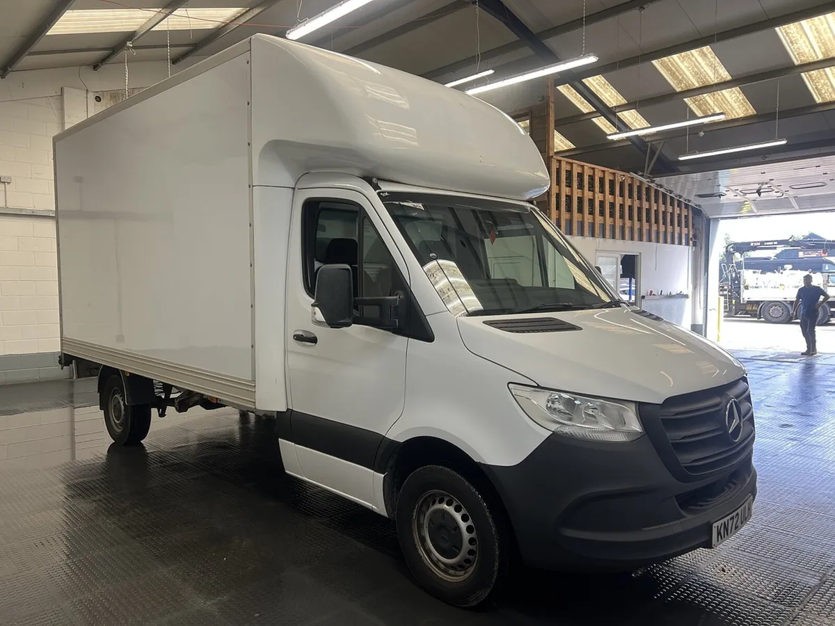 2022 Mercedes-Benz Sprinter Luton Box Van - Image 1