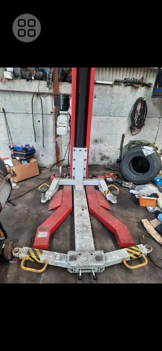 Car lift,, - Image 1
