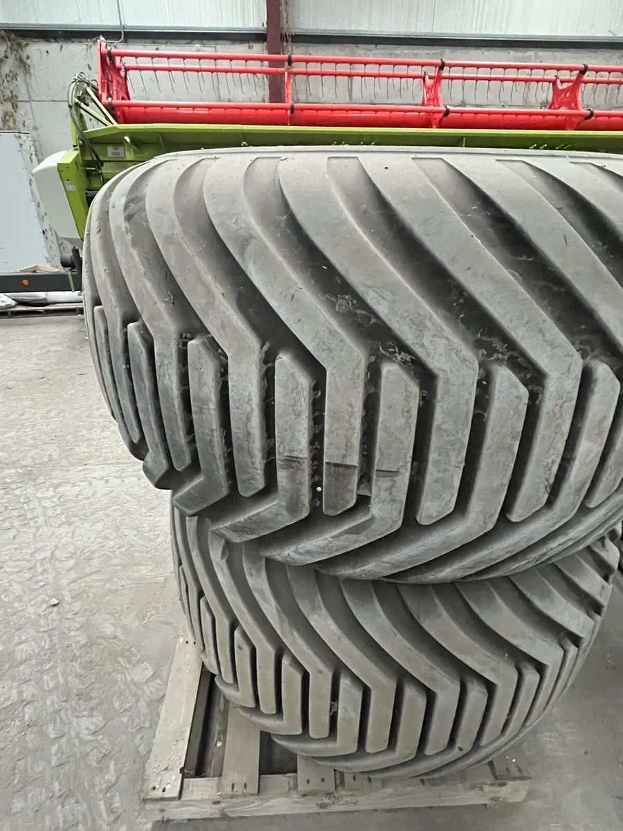 Flotation wheels 80-90% thread - 700’s - Image 2