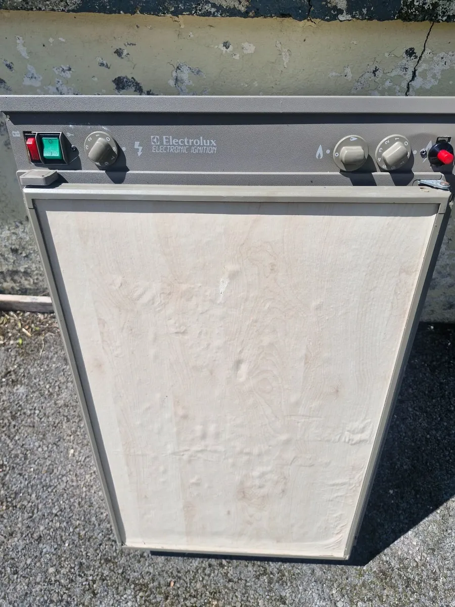 Camper van fridge - Image 1