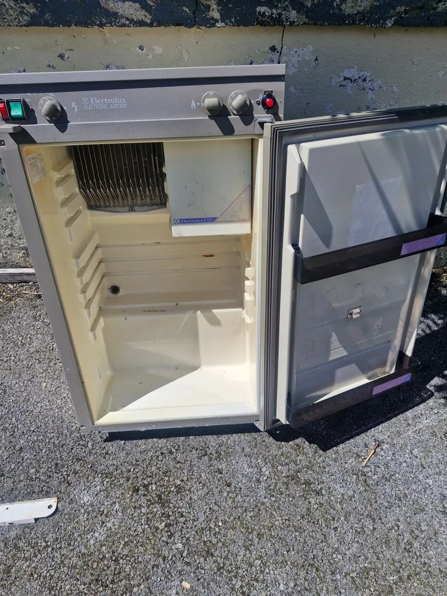 Camper van fridge - Image 3
