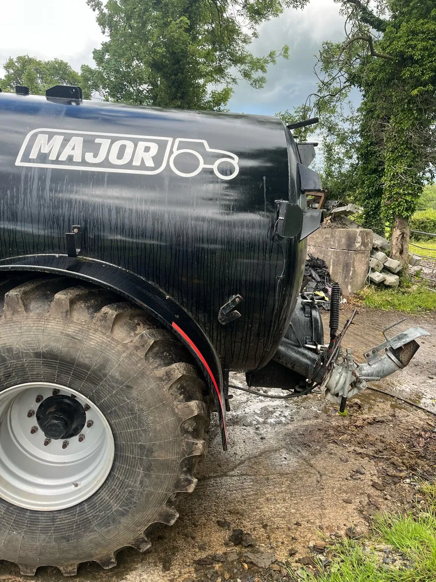 Major 2400 slurry tanker - Image 3