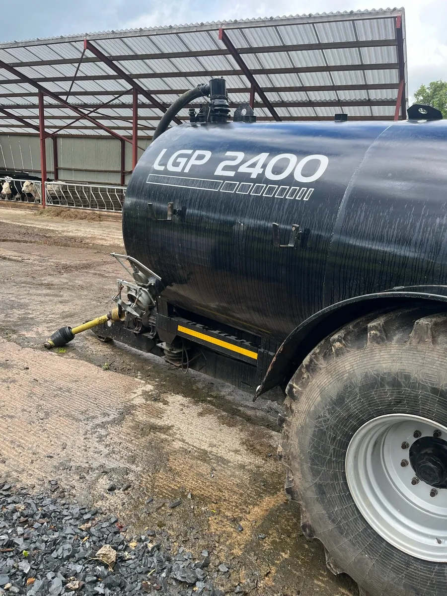 Major 2400 slurry tanker - Image 4