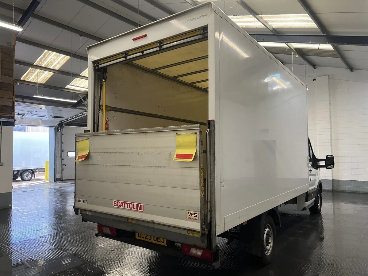2023 Ford Transit Luton Box Van - Image 3