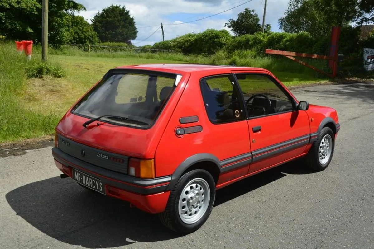 Peugeot 205 GTI - Image 3