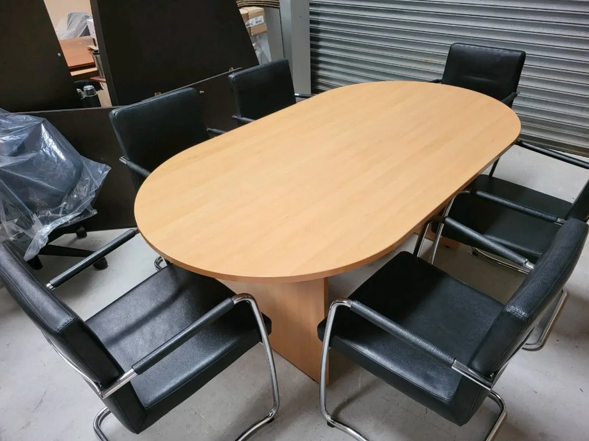Boardroom/Meeting Room Table & 6 Chairs. - Image 2