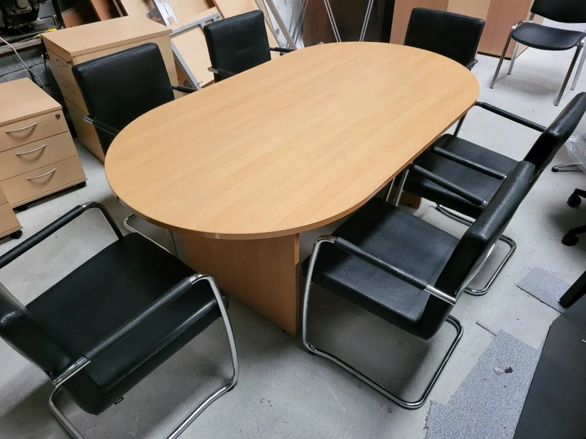 Boardroom/Meeting Room Table & 6 Chairs. - Image 4