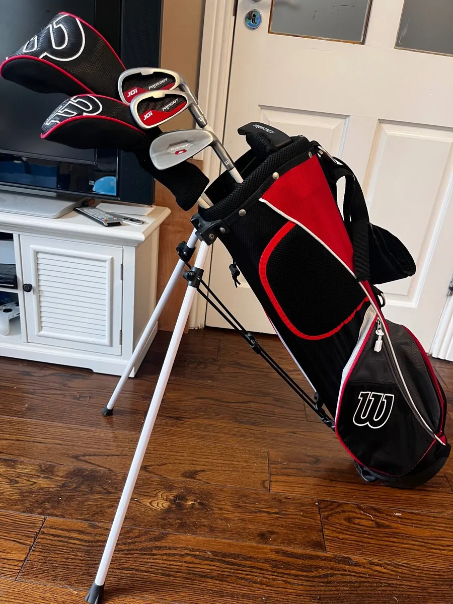 Junior Wilson’s Golf Clubs - Image 2