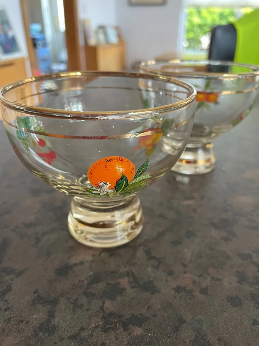 Vintage c1950s glass pedestal dessert bowls PAIR - Image 4