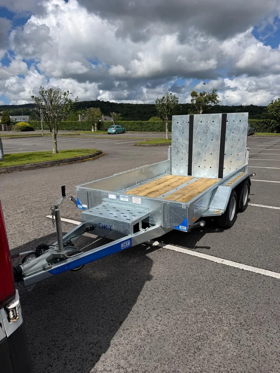 Dale Kane Plant Trailer - Image 1