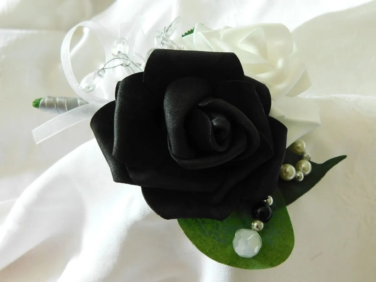 Wedding Buttonhole with Black and White Foam Roses - Image 2