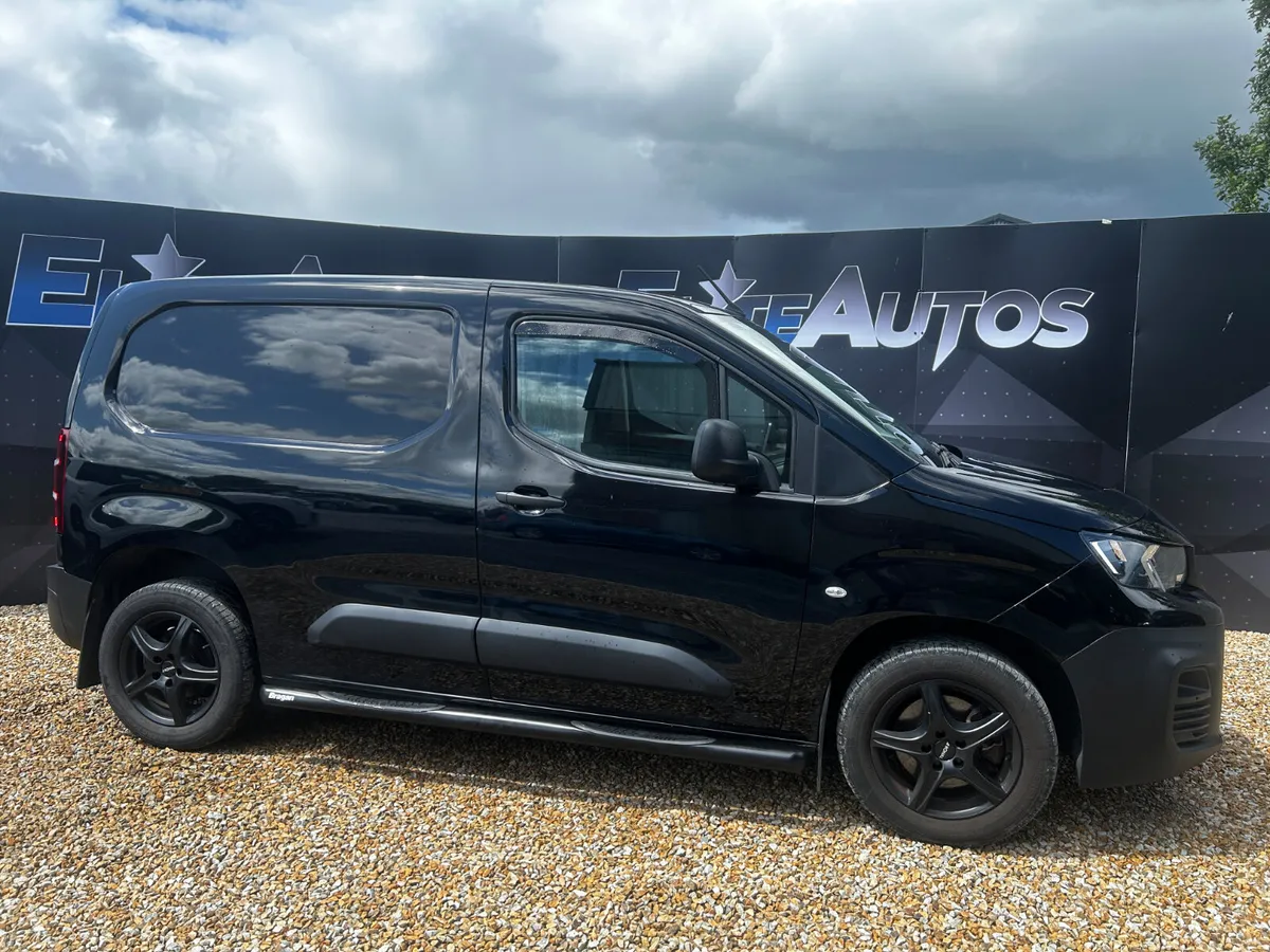 Peugeot Partner Professional  2024 - Image 4
