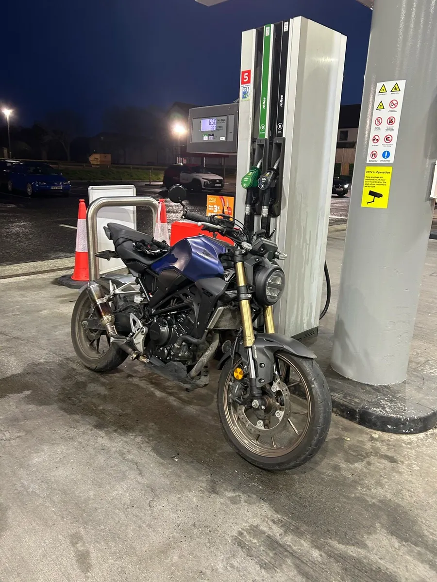 2020 Honda CB300R *READ DESCRIPTION* - Image 3