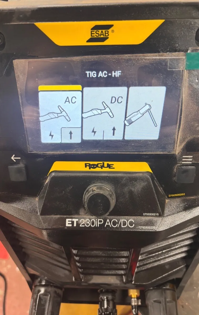 ESAB 230 AC/DC TIG Welder - Image 2