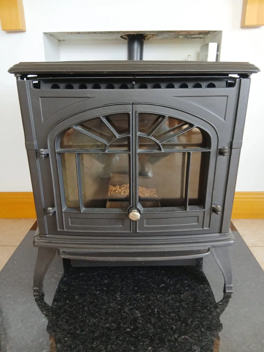 Wood Pellet Stove - Image 1