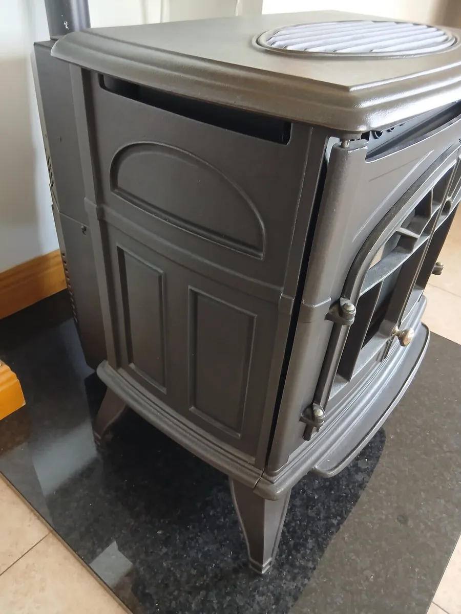 Wood Pellet Stove - Image 4