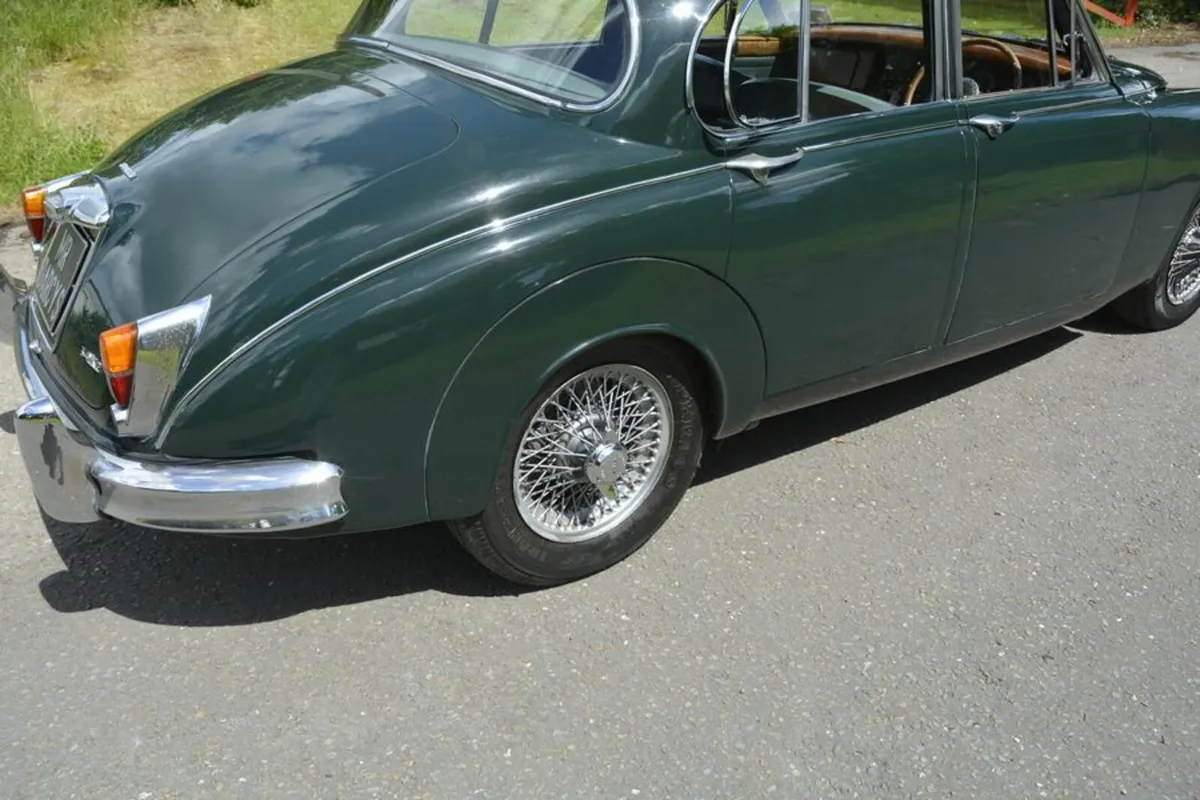 Jaguar Mk2 3.4 Automatic - Image 4
