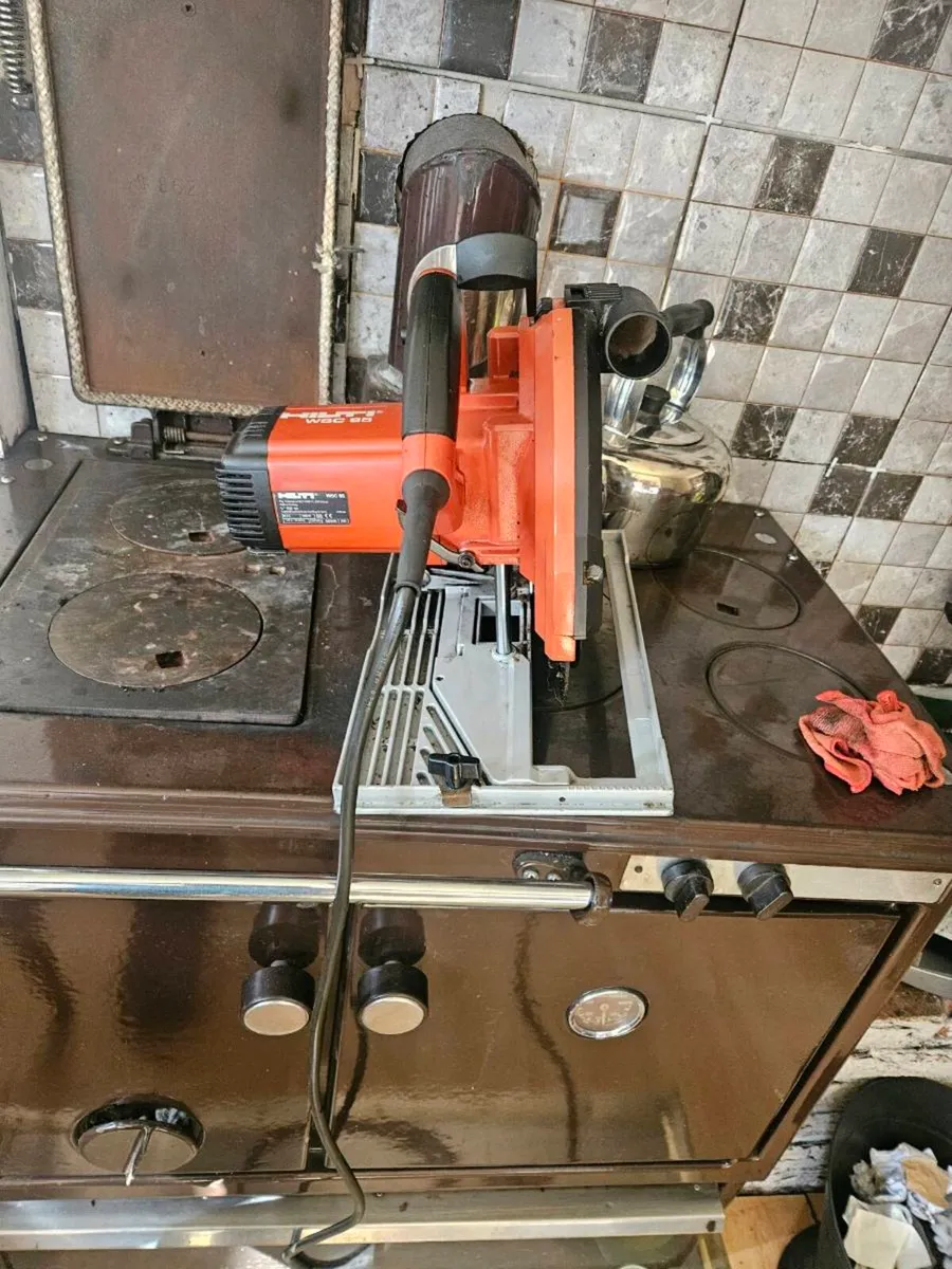 Hilti WSC 85 9" 110 v skill saw - Image 3