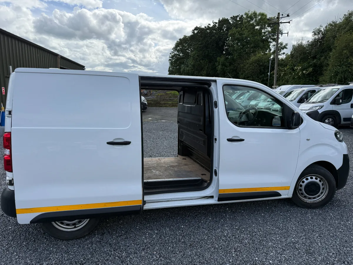 Peugeot Expert 2022 Twin Slide Door - Image 2