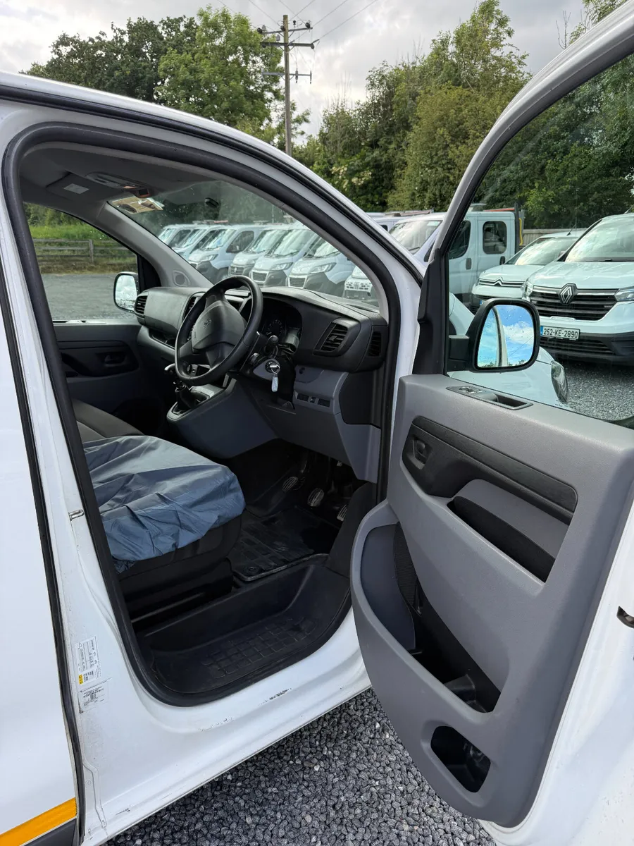 Peugeot Expert 2022 Twin Slide Door - Image 3