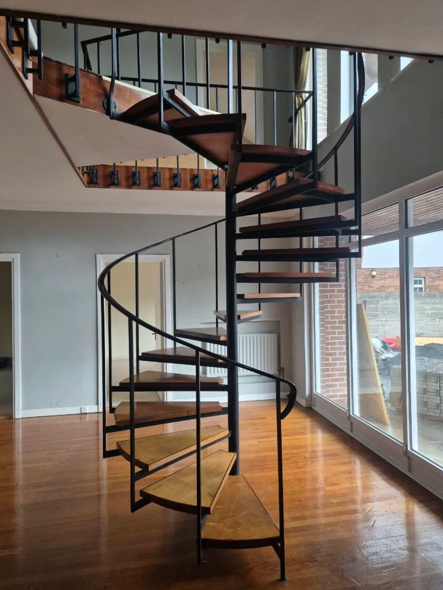 Spiral stairs for sale - Image 2