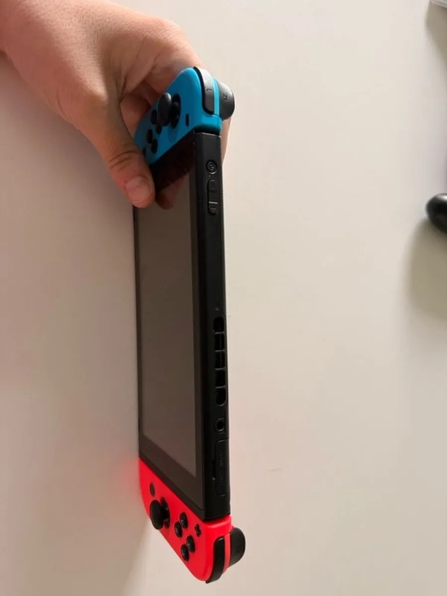 Nintendo switch with Bluey game - Image 3